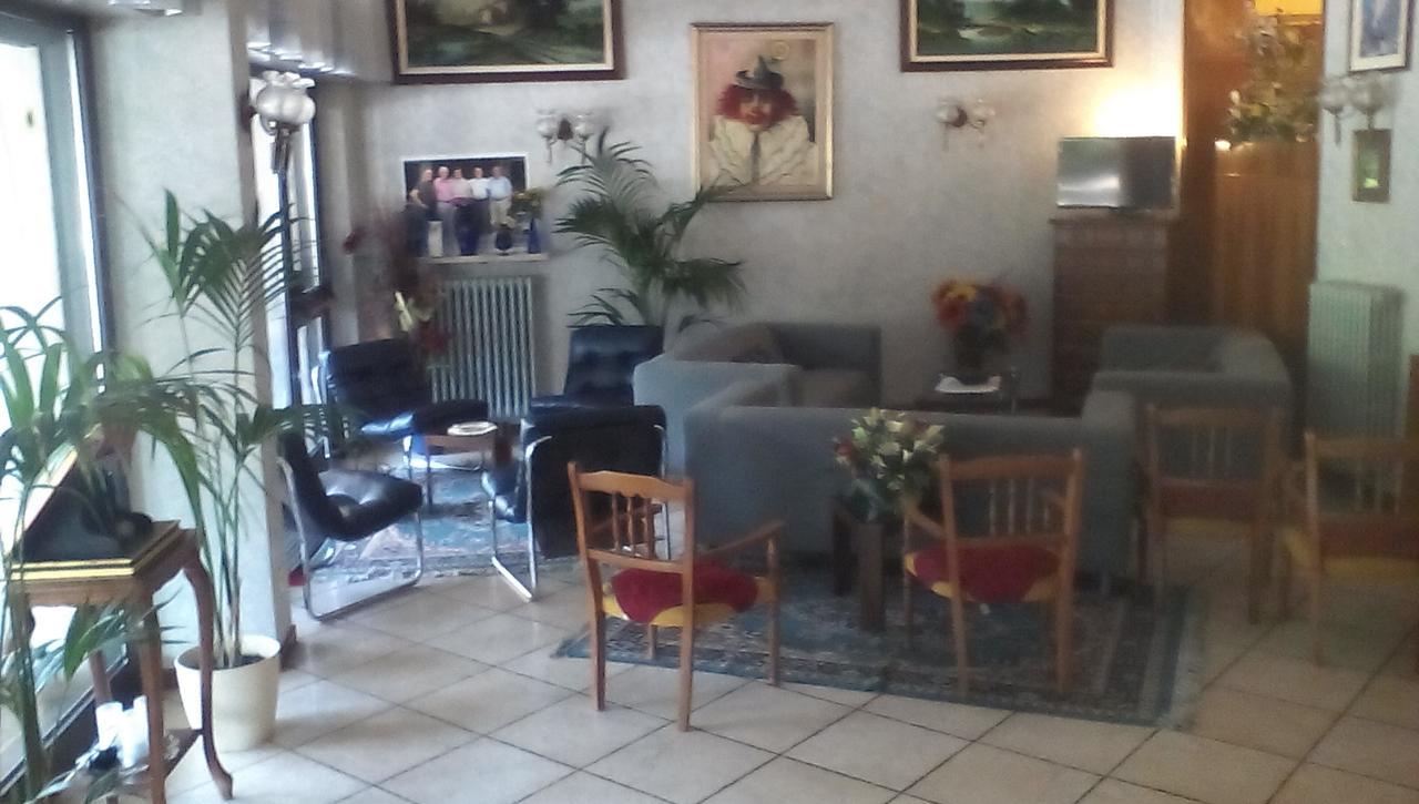Albergo Tabiano Tabiano Terme Esterno foto